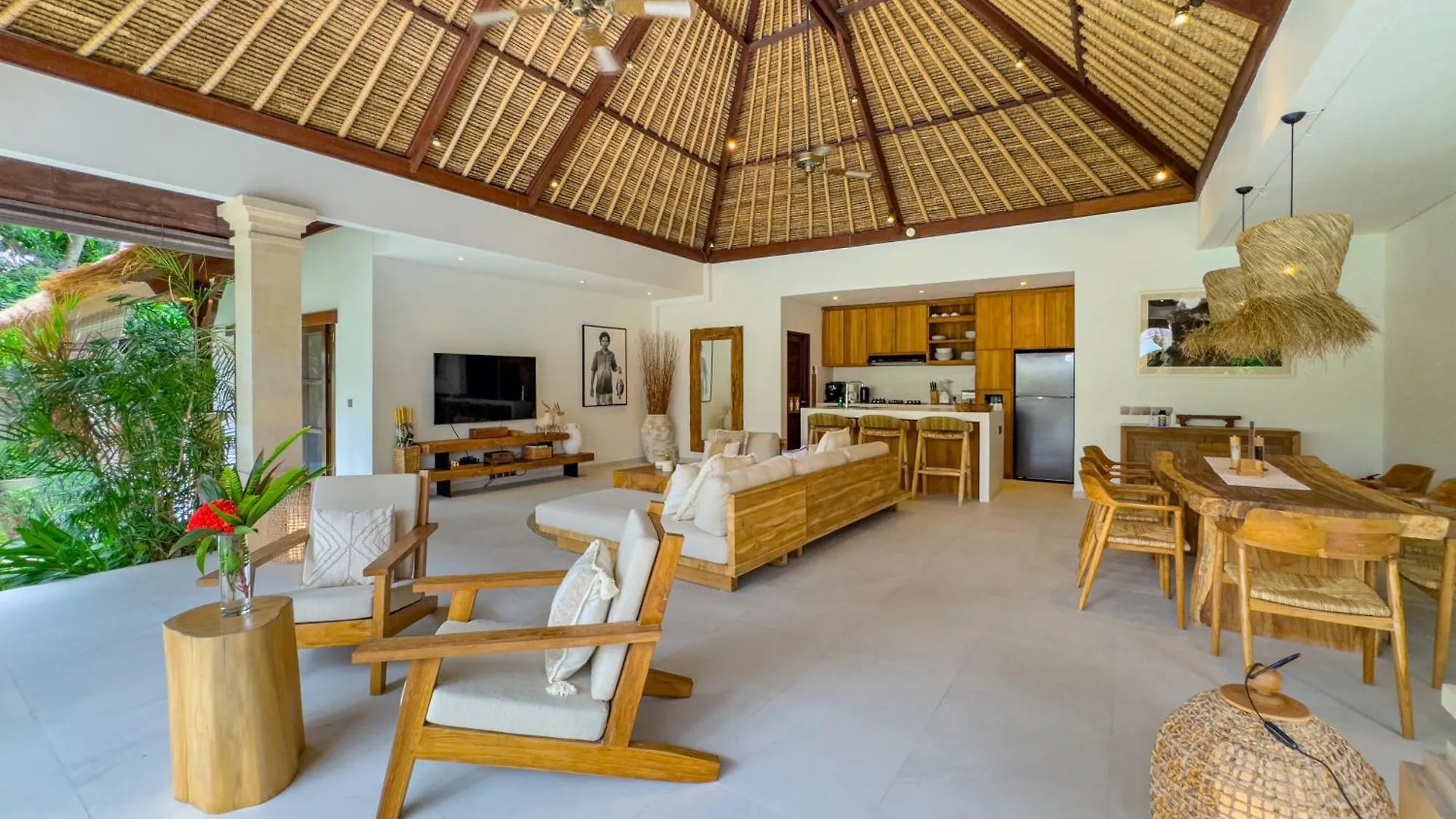 Villa Olive Managed By Villa Bugis Seminyak  Indonesia