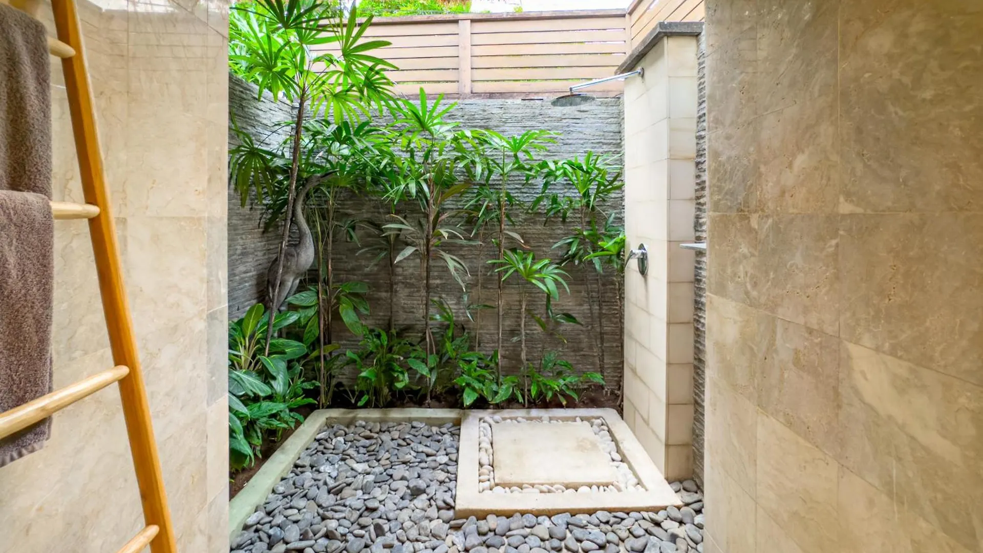 Villa Olive Managed By Villa Bugis Seminyak