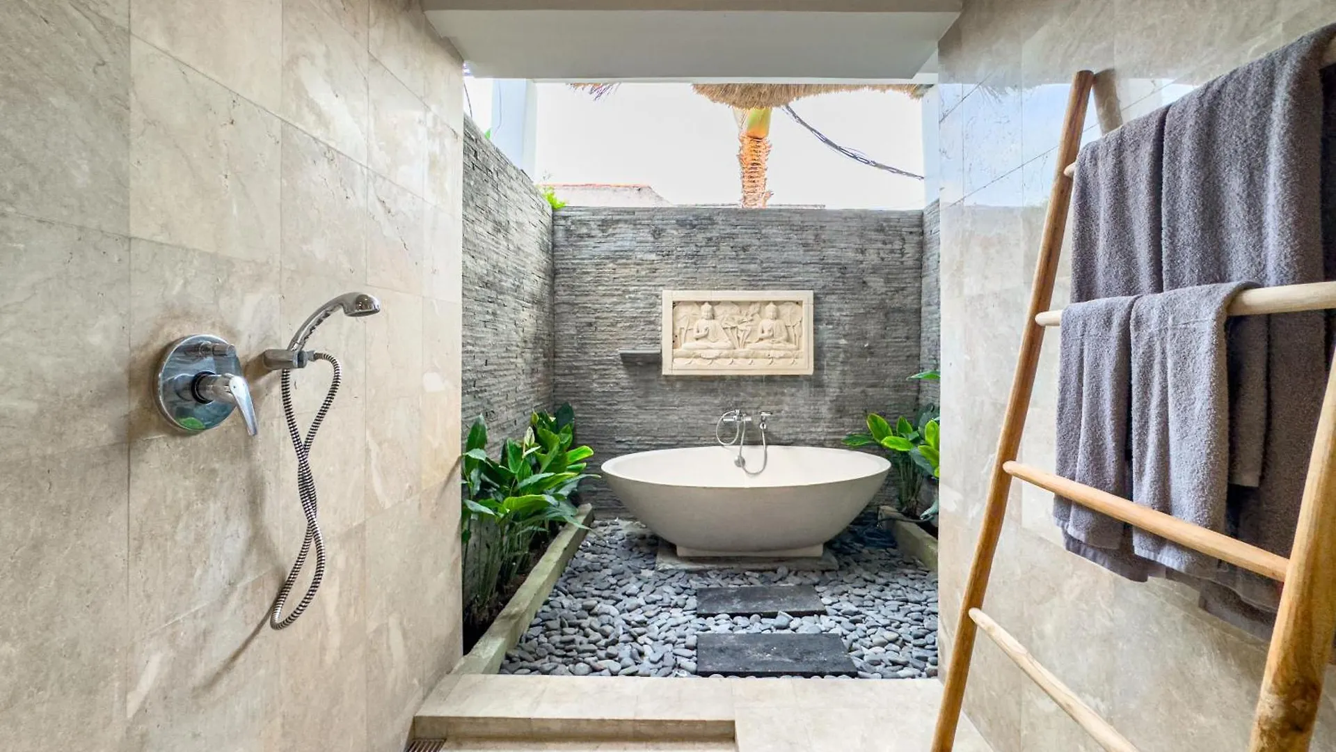 Villa Olive Managed By Villa Bugis Seminyak  0*, Seminyak (Bali)